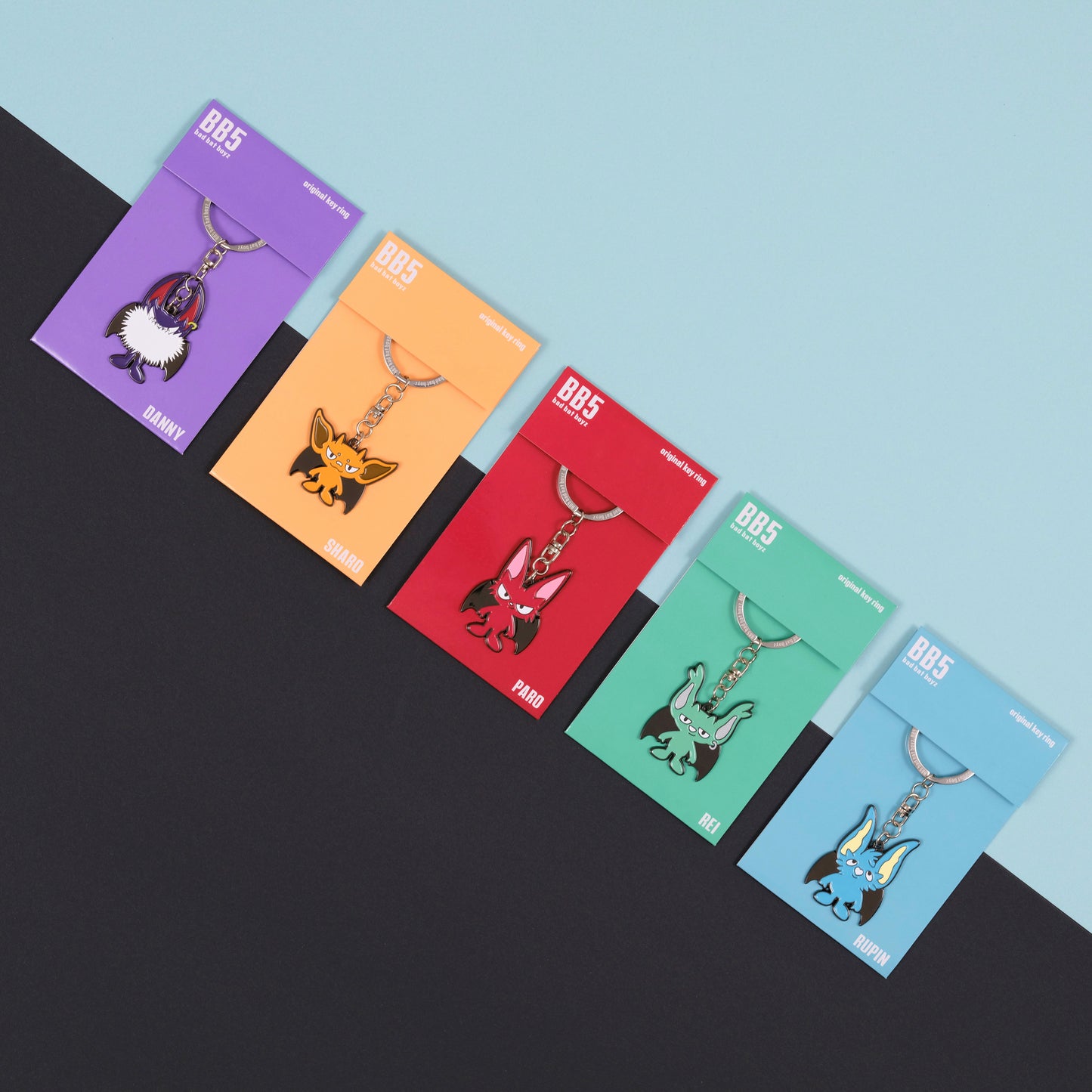 キーホルダー REI